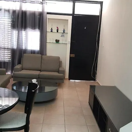 Lovely 2 Bedrooms In The Tourist Area In . * Пафос